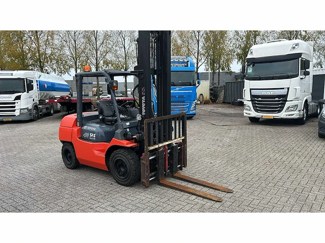 Toyota - 42-7fd35 - vorkheftruck - afbeelding 5 van  7
