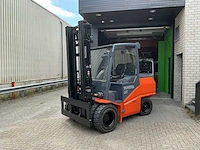 Toyota - 8fbmht85 - vorkheftrucks - 2011 - afbeelding 1 van  12