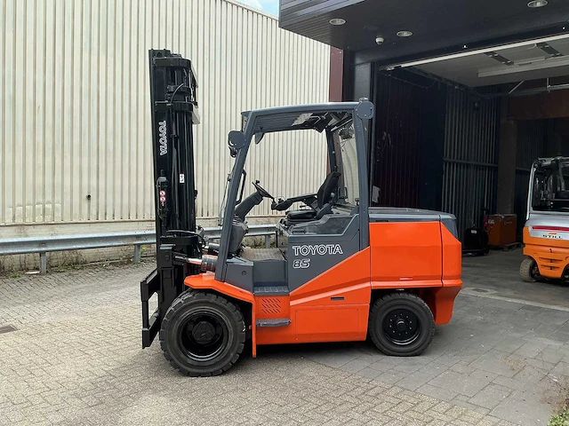 Toyota - 8fbmht85 - vorkheftrucks - 2011 - afbeelding 5 van  12