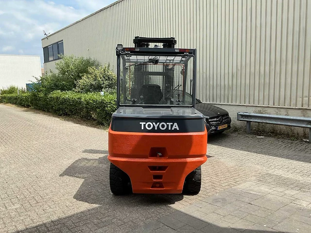 Toyota - 8fbmht85 - vorkheftrucks - 2011 - afbeelding 7 van  12