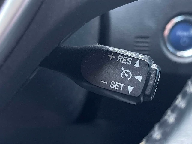 Toyota - auris - 1.8 hybrid aspiration - car - 2013 - afbeelding 5 van  25