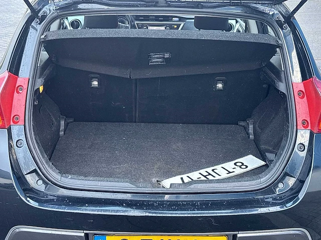 Toyota - auris - 1.8 hybrid aspiration - car - 2013 - afbeelding 14 van  25