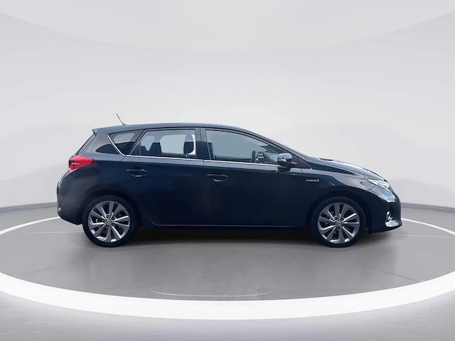 Toyota - auris - 1.8 hybrid aspiration - car - 2013 - afbeelding 22 van  25