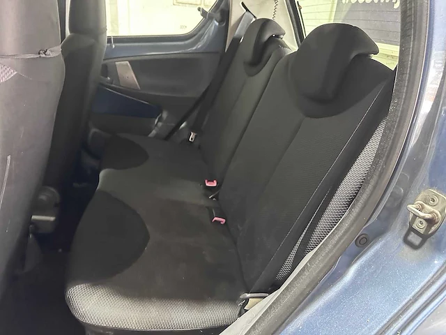 Toyota - aygo - 1.0-12v - 4-kjl-79 - afbeelding 6 van  20