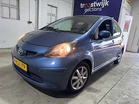 Toyota - aygo - 1.0-12v - 4-kjl-79 - afbeelding 1 van  20