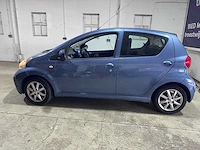 Toyota - aygo - 1.0-12v - 4-kjl-79 - afbeelding 12 van  20