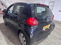 Toyota - aygo - 1.0-12v + - 68-zn-lx - afbeelding 12 van  18