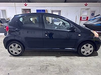 Toyota - aygo - 1.0-12v + - 68-zn-lx - afbeelding 15 van  18