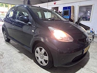 Toyota - aygo - 1.0-12v + - 68-zn-lx - afbeelding 16 van  18