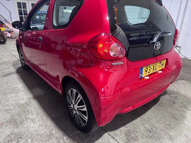 Toyota - aygo - 1.0-12v - 93-xl-th - afbeelding 9 van  15