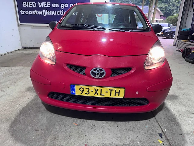 Toyota - aygo - 1.0-12v - 93-xl-th - afbeelding 14 van  15