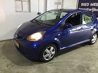 Toyota - aygo - 1.0-12v - nj-837-s