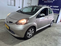 Toyota - aygo - 1.0-12v + - pn-100-h - afbeelding 1 van  19