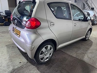 Toyota - aygo - 1.0-12v + - pn-100-h - afbeelding 15 van  19
