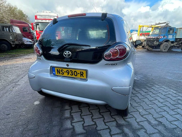 Toyota - aygo - 1.0-12v access - personenauto - afbeelding 12 van  21