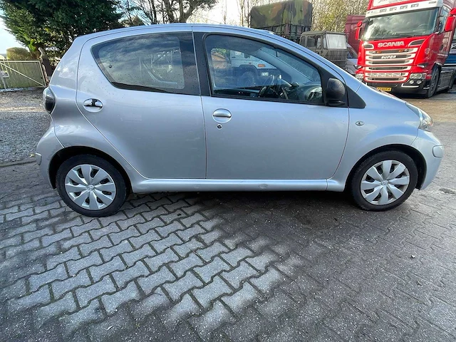 Toyota - aygo - 1.0-12v access - personenauto - afbeelding 5 van  21