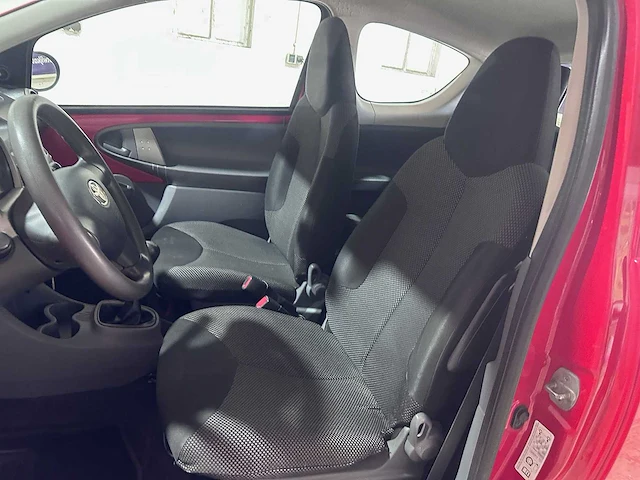Toyota - aygo - 1.0-12v aspir. green - z-757-gs - afbeelding 6 van  16