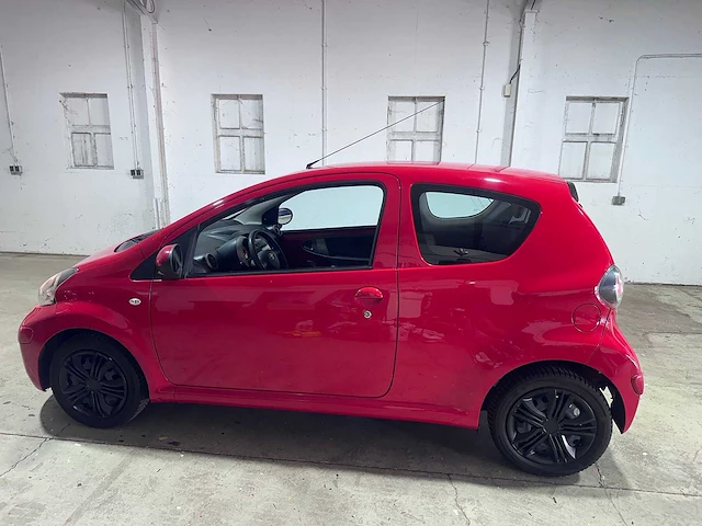 Toyota - aygo - 1.0-12v aspir. green - z-757-gs - afbeelding 9 van  16