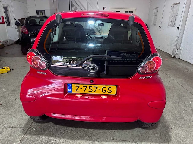 Toyota - aygo - 1.0-12v aspir. green - z-757-gs - afbeelding 11 van  16