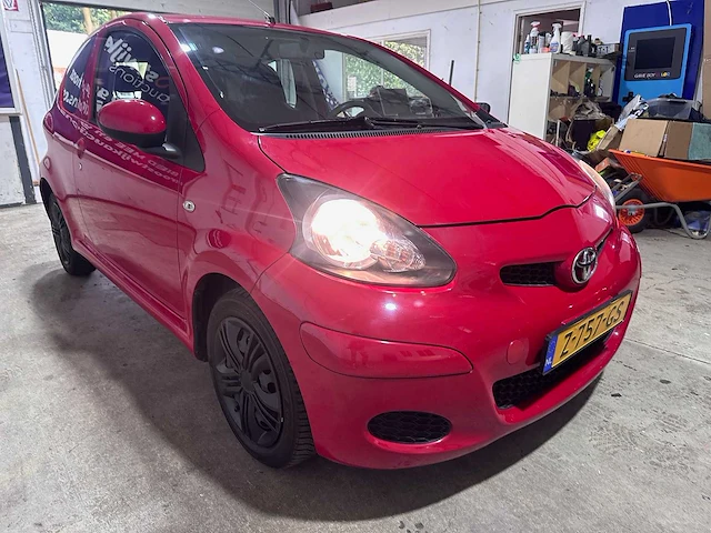 Toyota - aygo - 1.0-12v aspir. green - z-757-gs - afbeelding 7 van  16