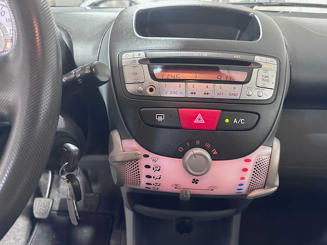 Toyota - aygo - 1.0-12v comfort - 32-jxv-1 - afbeelding 6 van  20