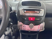 Toyota - aygo - 1.0-12v comfort - 32-jxv-1 - afbeelding 6 van  20