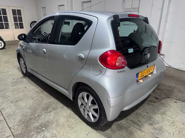 Toyota - aygo - 1.0-12v comfort - 32-jxv-1 - afbeelding 14 van  20