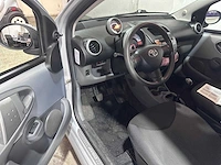 Toyota - aygo - 1.0-12v comfort - 32-jxv-1 - afbeelding 19 van  20