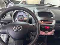 Toyota - aygo - 1.0-12v comfort - 32-jxv-1 - afbeelding 20 van  20