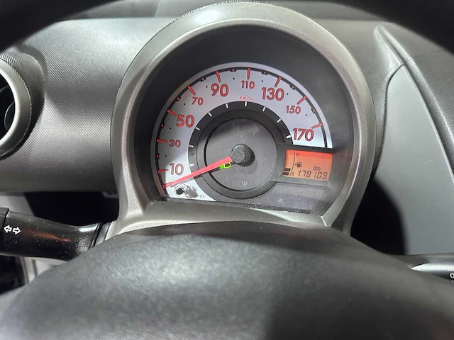 Toyota - aygo - 1.0-12v cool - 86-pld-5 - afbeelding 3 van  17