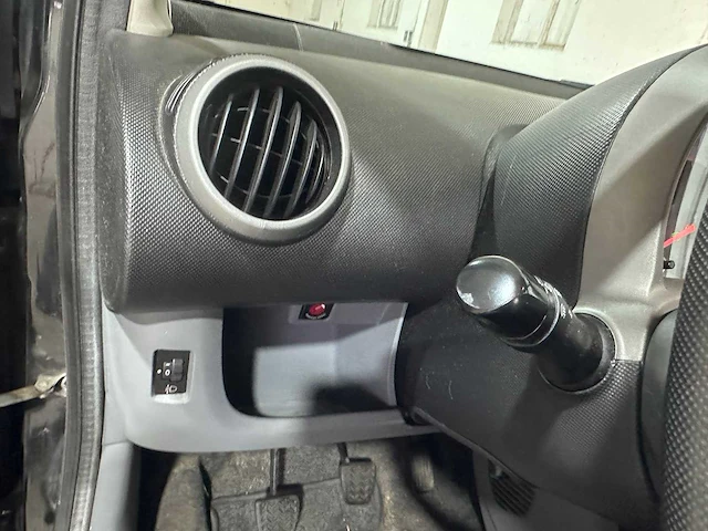 Toyota - aygo - 1.0-12v cool - 86-pld-5 - afbeelding 4 van  17