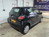 Toyota - aygo - 1.0-12v cool - 86-pld-5 - afbeelding 13 van  17