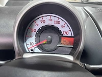 Toyota - aygo - 1.0-12v now - 07-tfn-2 - afbeelding 2 van  17