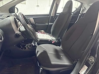 Toyota - aygo - 1.0 vvt-i access - 01-zdk-1 - afbeelding 6 van  17
