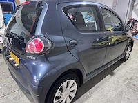 Toyota - aygo - 1.0 vvt-i access - 01-zdk-1 - afbeelding 13 van  17