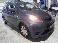 Toyota - aygo - 1.0 vvt-i access - 01-zdk-1 - afbeelding 15 van  17