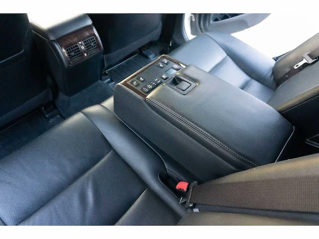 Toyota - camry - 3.5 v6 br6 - car - 2015 - afbeelding 8 van  24