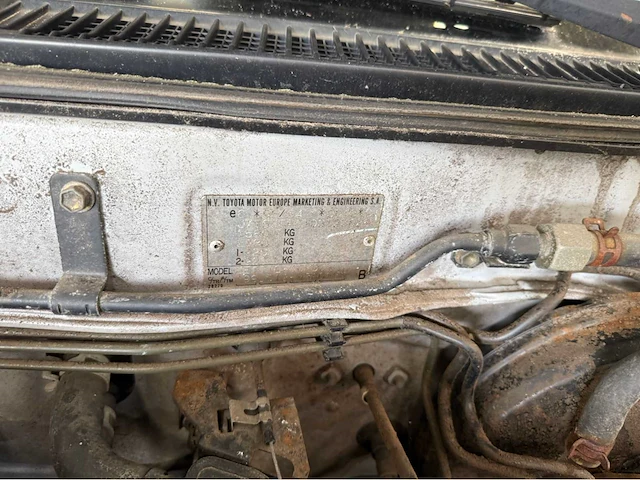 Toyota - corolla - personenauto - 1999 - afbeelding 9 van  26