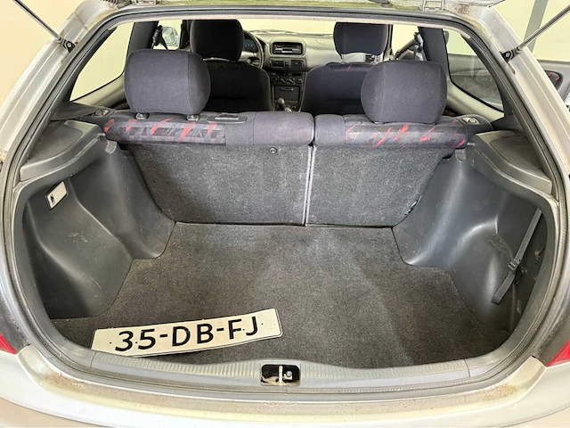 Toyota - corolla - personenauto - 1999 - afbeelding 19 van  26