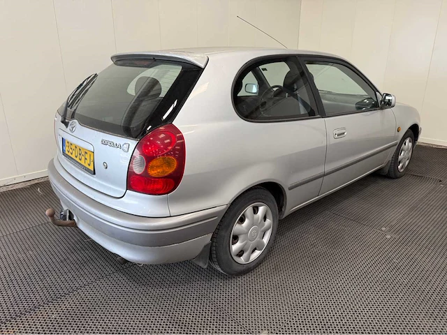 Toyota - corolla - personenauto - 1999 - afbeelding 21 van  26