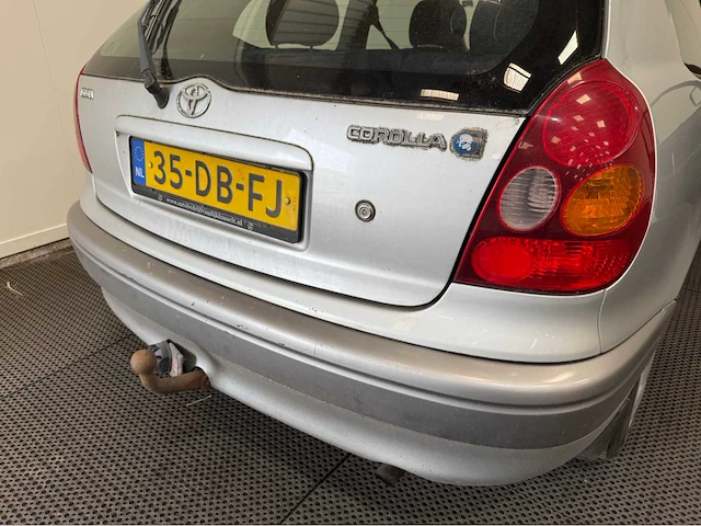 Toyota - corolla - personenauto - 1999 - afbeelding 26 van  26