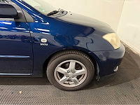 Toyota - corolla - personenauto - 2004 - afbeelding 16 van  25
