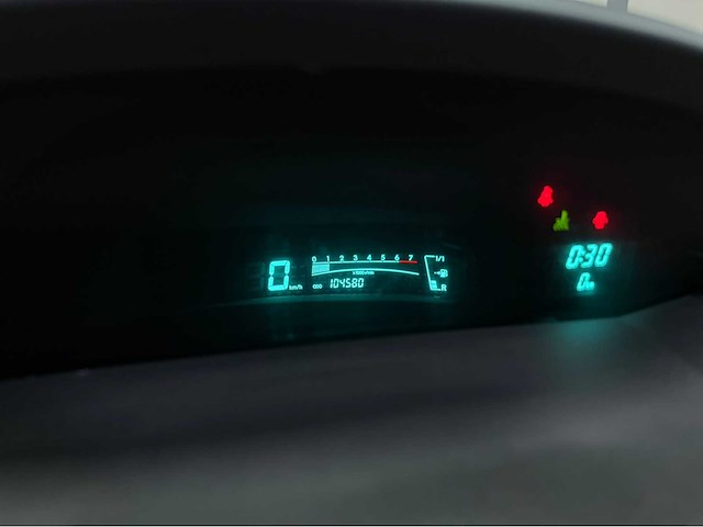 Toyota - daihatsu - charade - personenauto - 2011 - afbeelding 6 van  29