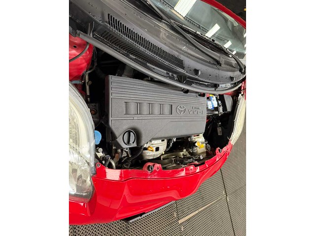 Toyota - daihatsu - charade - personenauto - 2011 - afbeelding 16 van  29