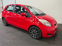 Toyota - daihatsu - charade - personenauto - 2011 - afbeelding 24 van  29