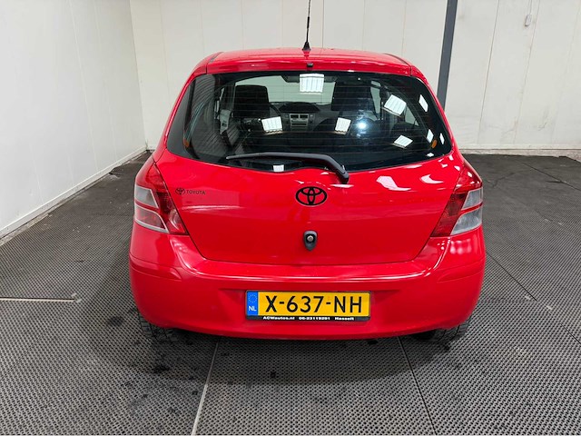 Toyota - daihatsu - charade - personenauto - 2011 - afbeelding 28 van  29