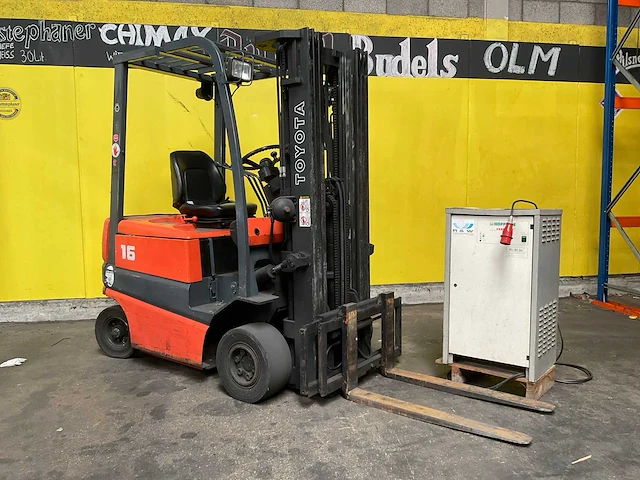 Toyota - fbmf16 - elektrische vorkheftruck - triplex mast - afbeelding 1 van  22