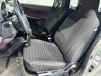 Toyota - iq - 1.0 vvti black edit. - kb-742-g - afbeelding 7 van  19