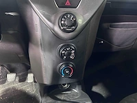 Toyota - iq - 1.0 vvti black edit. - kb-742-g - afbeelding 5 van  19