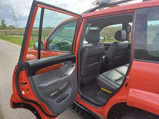 Toyota - land cruiser - 3.0 d-4d 4x4 executive - personenauto - afbeelding 11 van  52